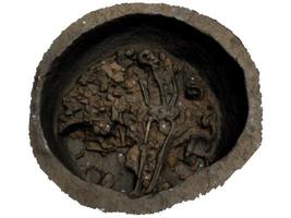 2 Schermata 3D hrob z doby bronzové