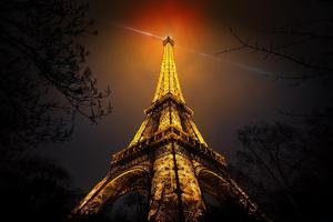 Eiffel Tower Wallpaper HD screenshot 2
