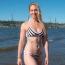 APK Sexy Blonde Bikini Wallpaper