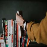 كتب وروايات