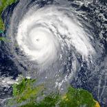 Clima: Huracanes, luna, lluvia