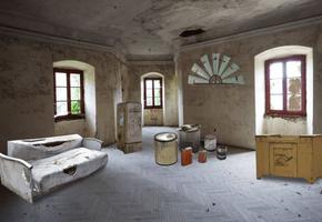 Mystery Abandoned Workshop скриншот 2