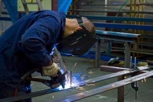 برنامه‌نما Learn to weld for free عکس از صفحه