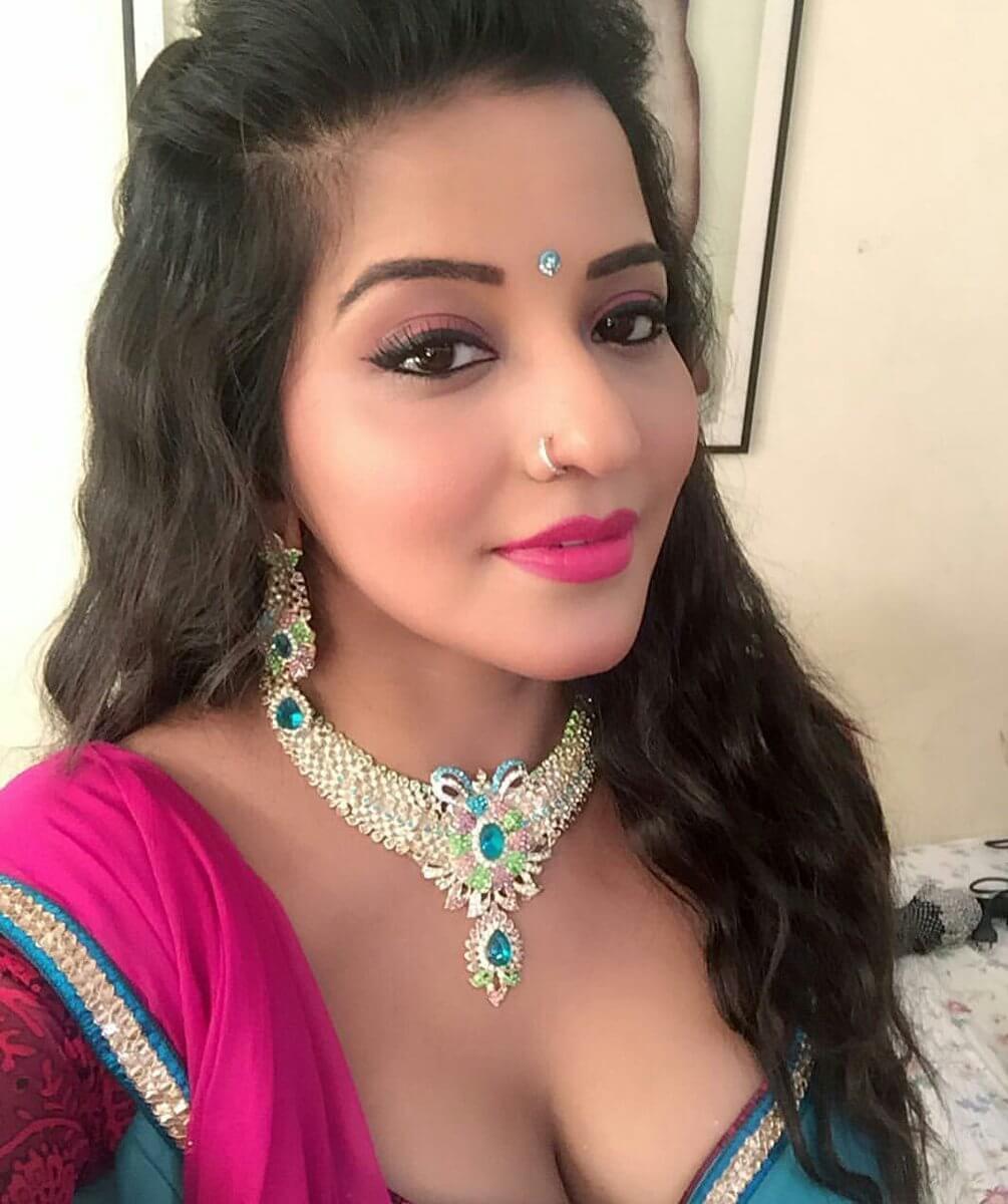 desi village housewife 2019