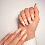Móng tay dài