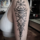 Tattoos viking.