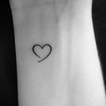 Tatuagem de coração.