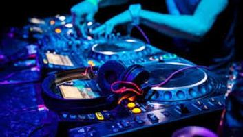 Listen to electronic music online 포스터