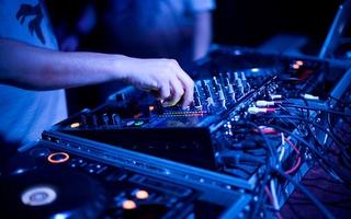 Listen to electronic music online 스크린샷 1