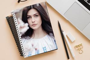 برنامه‌نما Book Photo Frame Editor عکس از صفحه