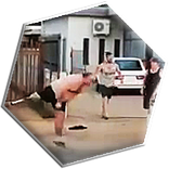 Hugo, bel die polisie!