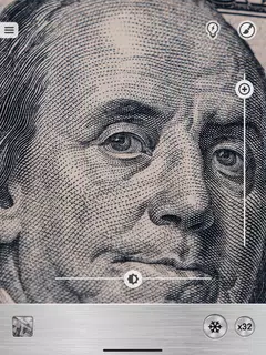 Magnifier Plus with Flashlight