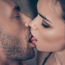 APK Kissing Video - Kiss Status