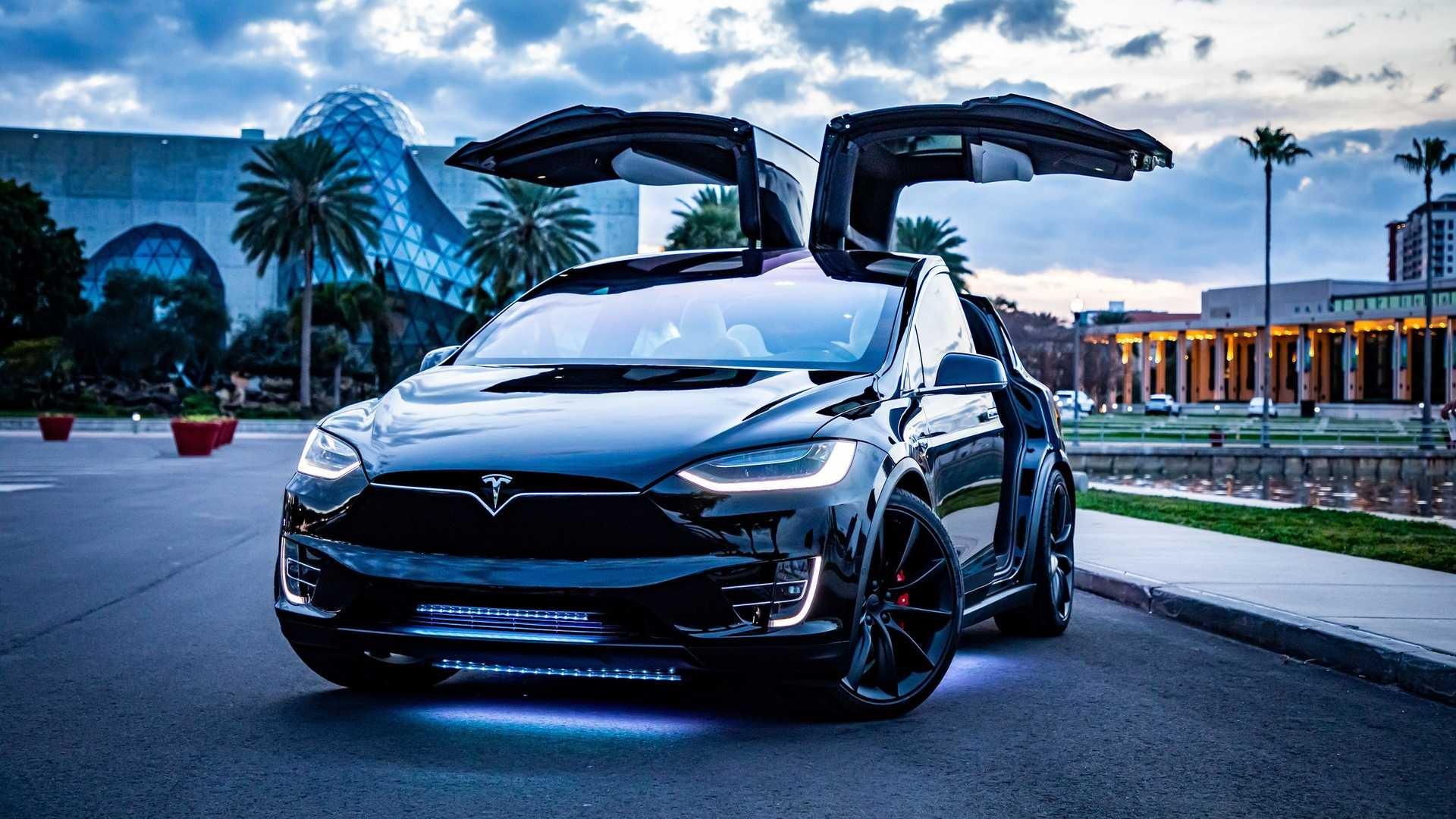Тесла model x 2019