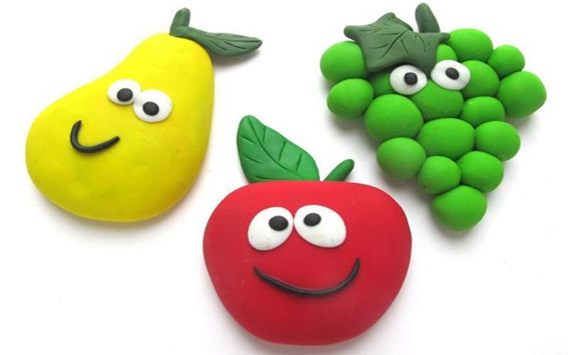 Gambar plastisin bentuk buah, mengenalkan belajar kepada anak