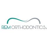 REM Orthodontics Zeichen