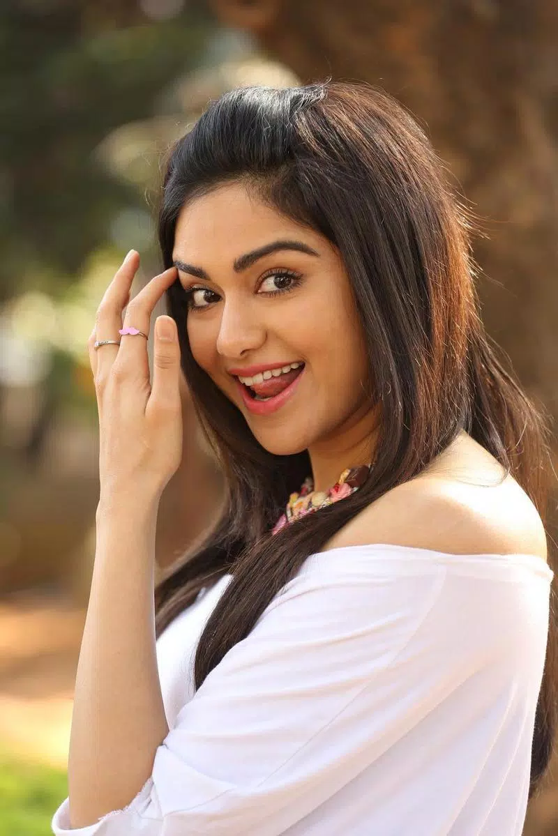 Tamil actress photos and HD wallpaper APK per Android Download Tamil actress photos and HD wallpaper APK per Android Download