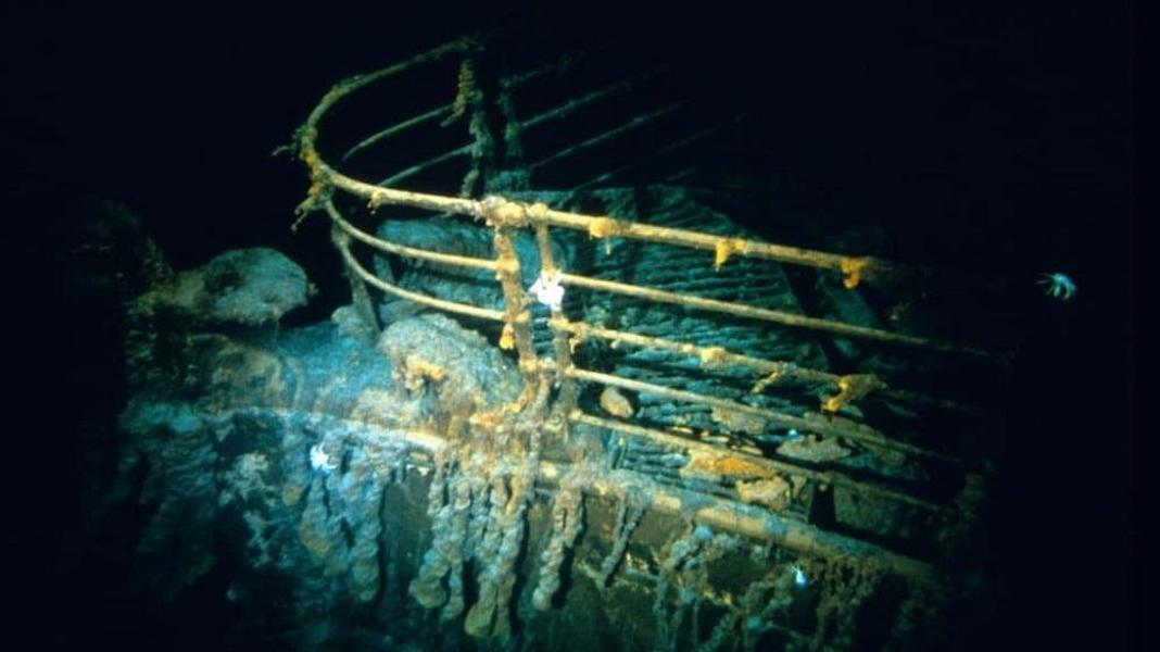 El titanic en el fondo del mar